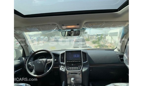 Buy Import Toyota Land Cruiser Black Car in Import - Dubai in Barh el Gazel Buy Import Toyota Land Cruiser Black Car in Import - Dubai in Barh el Gazel