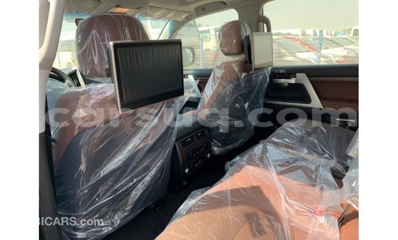Buy Import Toyota Land Cruiser Black Car in Import - Dubai in Barh el Gazel Buy Import Toyota Land Cruiser Black Car in Import - Dubai in Barh el Gazel