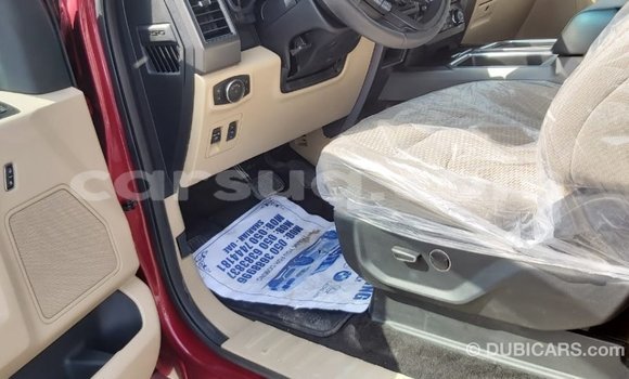 Acheter Import Voiture Ford Club Wagon Rouge à Import - Dubai, Barh el Gazel Acheter Import Voiture Ford Club Wagon Rouge à Import - Dubai, Barh el Gazel