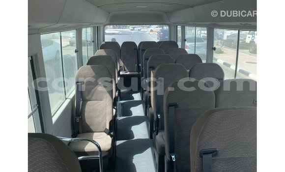 Acheter Import Voiture Toyota Coaster Blanc à Import - Dubai, Barh el Gazel Acheter Import Voiture Toyota Coaster Blanc à Import - Dubai, Barh el Gazel