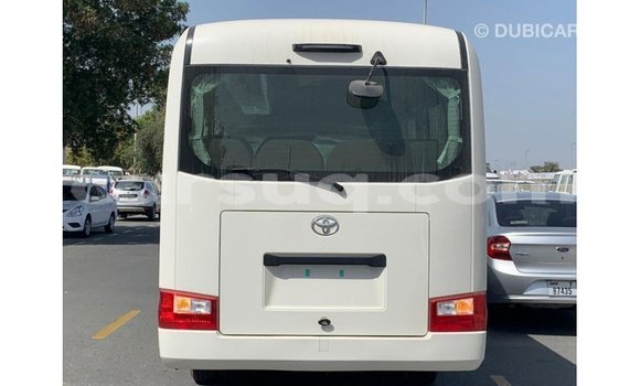 Acheter Import Voiture Toyota Coaster Blanc à Import - Dubai, Barh el Gazel Acheter Import Voiture Toyota Coaster Blanc à Import - Dubai, Barh el Gazel