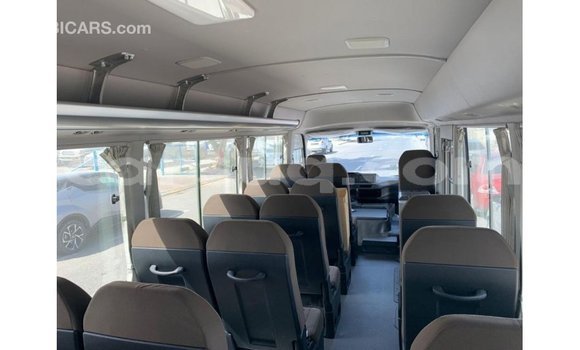Acheter Import Voiture Toyota Coaster Blanc à Import - Dubai, Barh el Gazel Acheter Import Voiture Toyota Coaster Blanc à Import - Dubai, Barh el Gazel