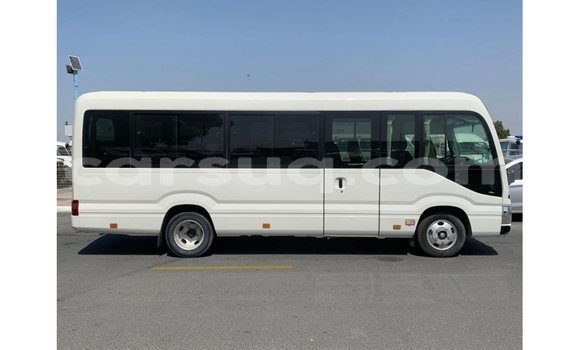 Buy Import Toyota Coaster White Car in Import - Dubai in Barh el Gazel Buy Import Toyota Coaster White Car in Import - Dubai in Barh el Gazel