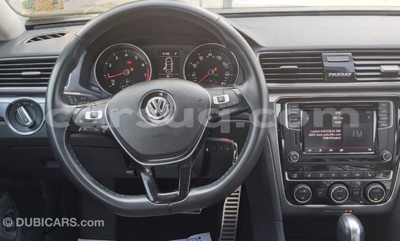 Acheter Import Voiture Volkswagen Passat Rouge à Import - Dubai, Barh el Gazel Acheter Import Voiture Volkswagen Passat Rouge à Import - Dubai, Barh el Gazel