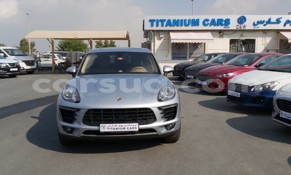 Acheter Import Voiture Porsche Macan Autre à Import - Dubai, Barh el Gazel