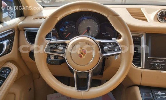 Acheter Import Voiture Porsche Macan Autre à Import - Dubai, Barh el Gazel Acheter Import Voiture Porsche Macan Autre à Import - Dubai, Barh el Gazel