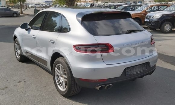 Acheter Import Voiture Porsche Macan Autre à Import - Dubai, Barh el Gazel Acheter Import Voiture Porsche Macan Autre à Import - Dubai, Barh el Gazel