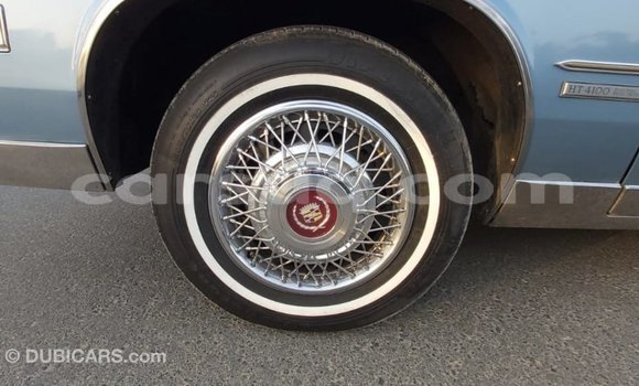 Acheter Import Voiture Cadillac Eldorado Bleu à Import - Dubai, Barh el Gazel Acheter Import Voiture Cadillac Eldorado Bleu à Import - Dubai, Barh el Gazel