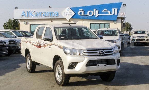Buy Import Toyota Hilux White Car in Import - Dubai in Barh el Gazel Buy Import Toyota Hilux White Car in Import - Dubai in Barh el Gazel