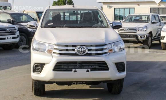Buy Import Toyota Hilux White Car in Import - Dubai in Barh el Gazel Buy Import Toyota Hilux White Car in Import - Dubai in Barh el Gazel