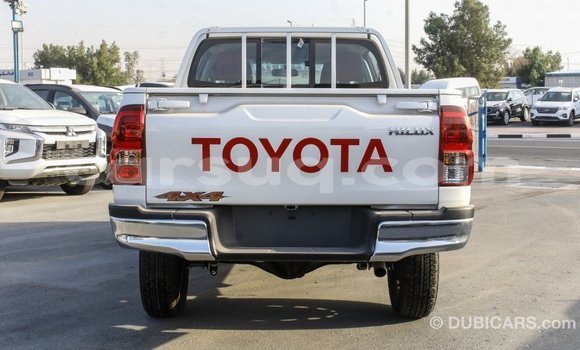 Buy Import Toyota Hilux White Car in Import - Dubai in Barh el Gazel Buy Import Toyota Hilux White Car in Import - Dubai in Barh el Gazel