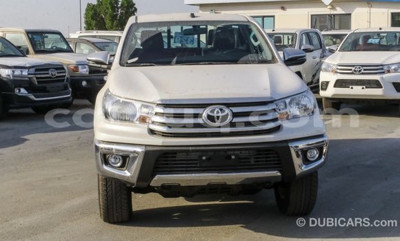Buy Import Toyota Hilux White Car in Import - Dubai in Barh el Gazel Buy Import Toyota Hilux White Car in Import - Dubai in Barh el Gazel