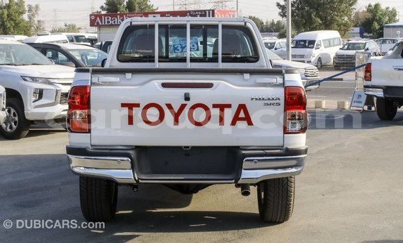 Buy Import Toyota Hilux White Car in Import - Dubai in Barh el Gazel Buy Import Toyota Hilux White Car in Import - Dubai in Barh el Gazel