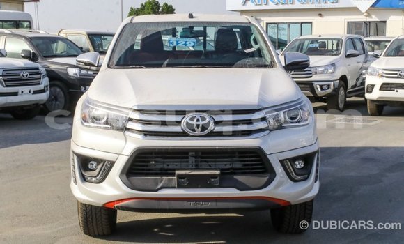Buy Import Toyota Hilux White Car in Import - Dubai in Barh el Gazel Buy Import Toyota Hilux White Car in Import - Dubai in Barh el Gazel