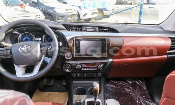 Buy Import Toyota Hilux White Car in Import - Dubai in Barh el Gazel Buy Import Toyota Hilux White Car in Import - Dubai in Barh el Gazel