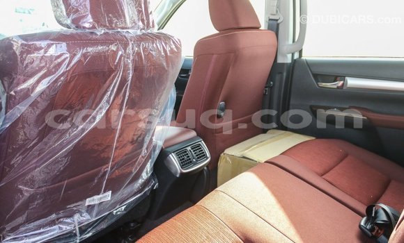 Buy Import Toyota Hilux White Car in Import - Dubai in Barh el Gazel Buy Import Toyota Hilux White Car in Import - Dubai in Barh el Gazel