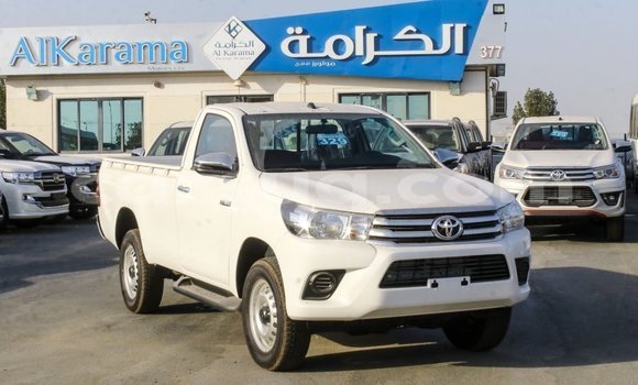 Acheter Import Voiture Toyota Hilux Blanc à Import - Dubai, Barh el Gazel Acheter Import Voiture Toyota Hilux Blanc à Import - Dubai, Barh el Gazel