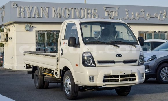 Acheter Import Voiture Kia Carens Blanc à Import - Dubai, Barh el Gazel Acheter Import Voiture Kia Carens Blanc à Import - Dubai, Barh el Gazel