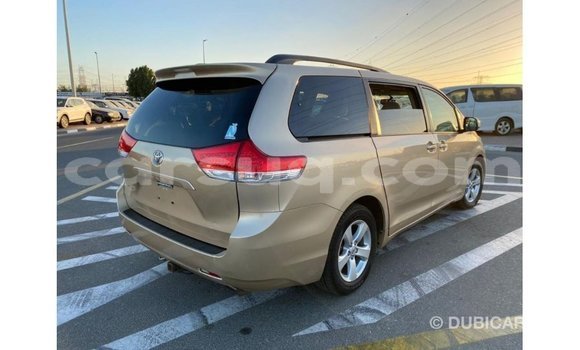 Acheter Import Voiture Toyota Sienna Autre à Import - Dubai, Barh el Gazel Acheter Import Voiture Toyota Sienna Autre à Import - Dubai, Barh el Gazel