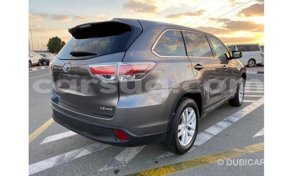 Acheter Import Voiture Toyota Highlander Autre à Import - Dubai, Barh el Gazel Acheter Import Voiture Toyota Highlander Autre à Import - Dubai, Barh el Gazel