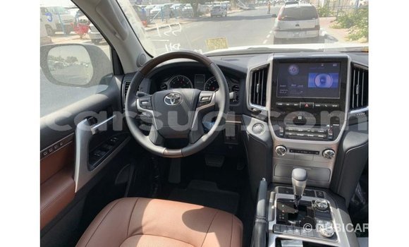 Buy Import Toyota Land Cruiser Black Car in Import - Dubai in Barh el Gazel Buy Import Toyota Land Cruiser Black Car in Import - Dubai in Barh el Gazel
