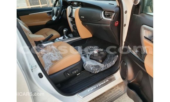 Buy Import Toyota Fortuner White Car in Import - Dubai in Barh el Gazel Buy Import Toyota Fortuner White Car in Import - Dubai in Barh el Gazel
