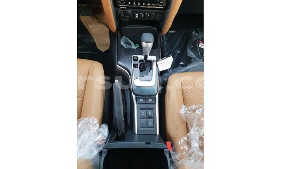 Buy Import Toyota Fortuner White Car in Import - Dubai in Barh el Gazel Buy Import Toyota Fortuner White Car in Import - Dubai in Barh el Gazel