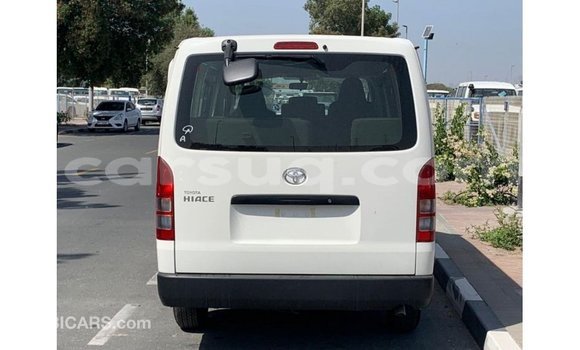 Acheter Import Voiture Toyota Hiace Blanc à Import - Dubai, Barh el Gazel Acheter Import Voiture Toyota Hiace Blanc à Import - Dubai, Barh el Gazel