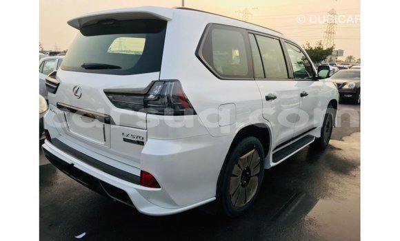 Acheter Import Voiture Lexus LX Blanc à Import - Dubai, Barh el Gazel Acheter Import Voiture Lexus LX Blanc à Import - Dubai, Barh el Gazel