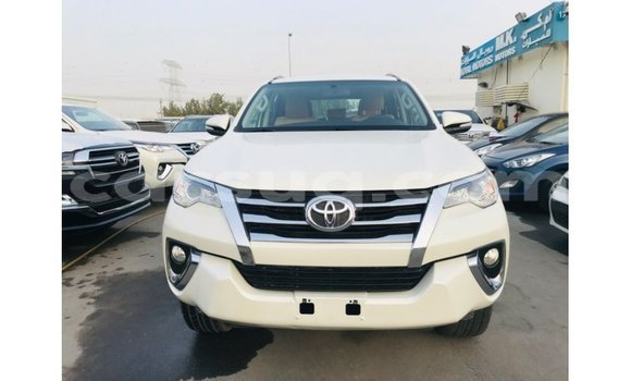 Buy Import Toyota Fortuner White Car in Import - Dubai in Barh el Gazel Buy Import Toyota Fortuner White Car in Import - Dubai in Barh el Gazel