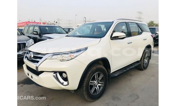 Buy Import Toyota Fortuner White Car in Import - Dubai in Barh el Gazel Buy Import Toyota Fortuner White Car in Import - Dubai in Barh el Gazel