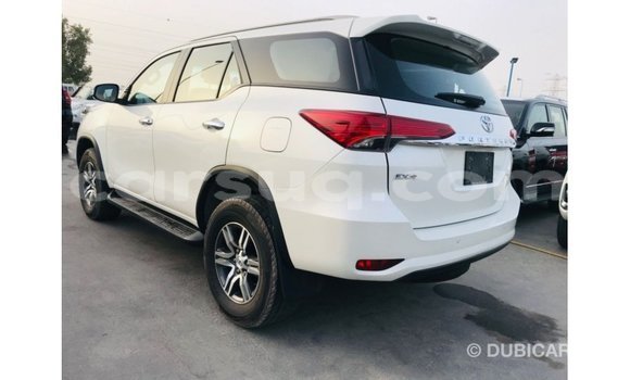 Buy Import Toyota Fortuner White Car in Import - Dubai in Barh el Gazel Buy Import Toyota Fortuner White Car in Import - Dubai in Barh el Gazel