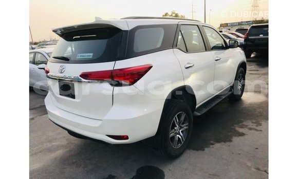Buy Import Toyota Fortuner White Car in Import - Dubai in Barh el Gazel Buy Import Toyota Fortuner White Car in Import - Dubai in Barh el Gazel