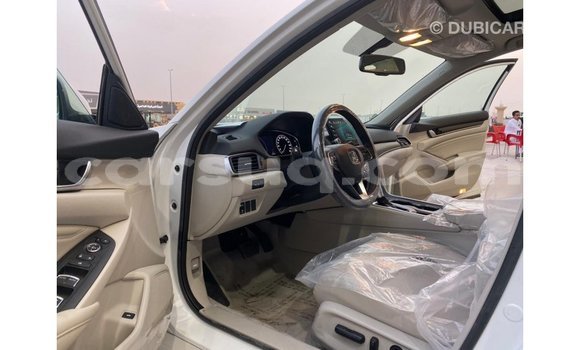 Acheter Import Moto Honda T Blanc à Import - Dubai, Barh el Gazel Acheter Import Moto Honda T Blanc à Import - Dubai, Barh el Gazel
