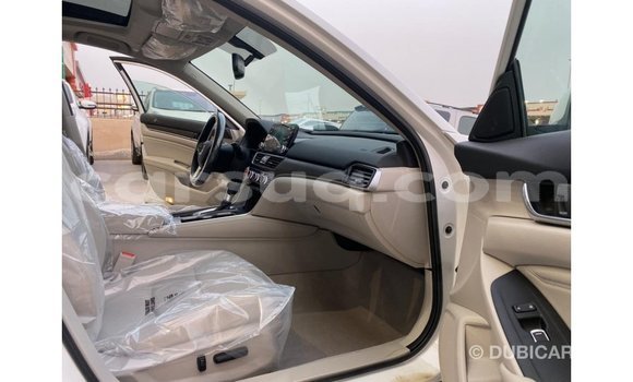 Acheter Import Moto Honda T Blanc à Import - Dubai, Barh el Gazel Acheter Import Moto Honda T Blanc à Import - Dubai, Barh el Gazel