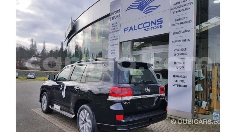 Big with watermark toyota land cruiser barh el gazel import dubai 2878