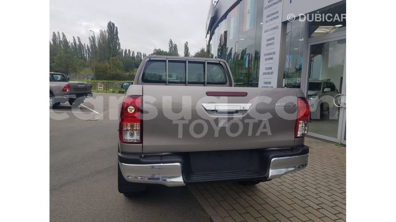 Big with watermark toyota hilux barh el gazel import dubai 2881