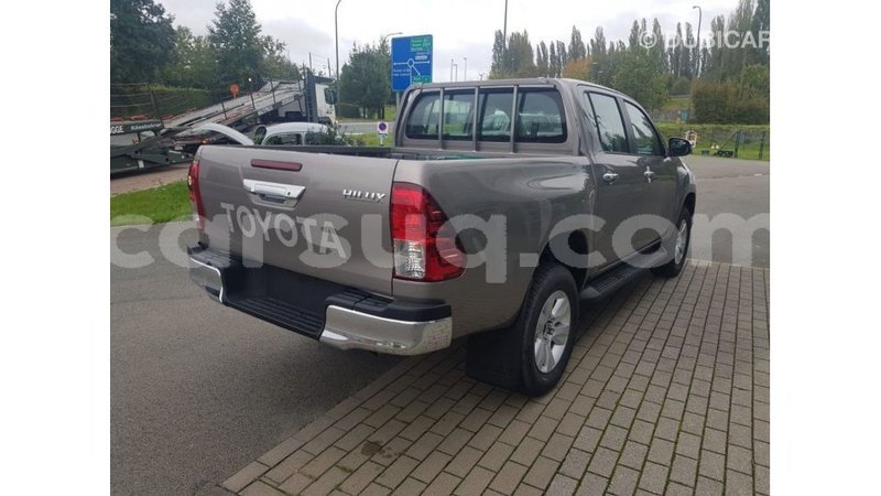 Big with watermark toyota hilux barh el gazel import dubai 2881