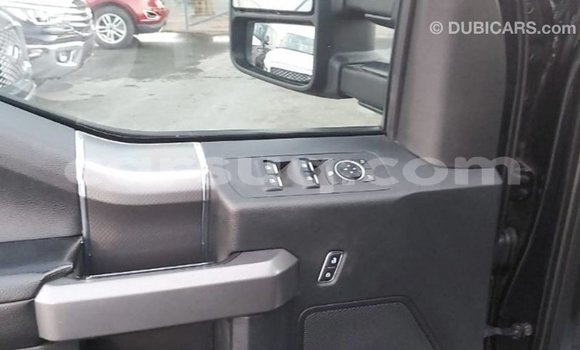 Acheter Import Voiture Ford V8 Noir à Import - Dubai, Barh el Gazel Acheter Import Voiture Ford V8 Noir à Import - Dubai, Barh el Gazel