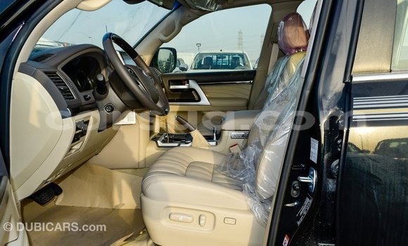 Acheter Import Voiture Toyota Land Cruiser Noir à Import - Dubai, Barh el Gazel Acheter Import Voiture Toyota Land Cruiser Noir à Import - Dubai, Barh el Gazel
