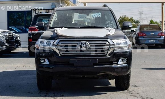 Acheter Import Voiture Toyota Land Cruiser Noir à Import - Dubai, Barh el Gazel Acheter Import Voiture Toyota Land Cruiser Noir à Import - Dubai, Barh el Gazel