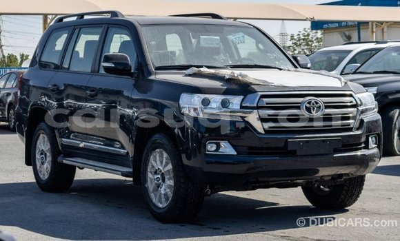 Acheter Import Voiture Toyota Land Cruiser Noir à Import - Dubai, Barh el Gazel Acheter Import Voiture Toyota Land Cruiser Noir à Import - Dubai, Barh el Gazel