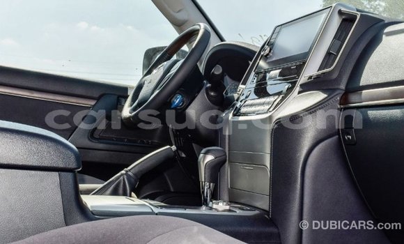 Acheter Import Voiture Toyota Land Cruiser Noir à Import - Dubai, Barh el Gazel Acheter Import Voiture Toyota Land Cruiser Noir à Import - Dubai, Barh el Gazel