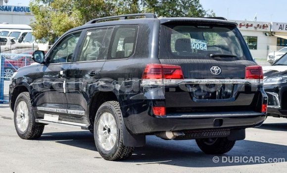 Acheter Import Voiture Toyota Land Cruiser Noir à Import - Dubai, Barh el Gazel Acheter Import Voiture Toyota Land Cruiser Noir à Import - Dubai, Barh el Gazel