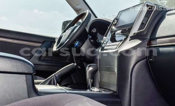Acheter Import Voiture Toyota Land Cruiser Noir à Import - Dubai, Barh el Gazel Acheter Import Voiture Toyota Land Cruiser Noir à Import - Dubai, Barh el Gazel