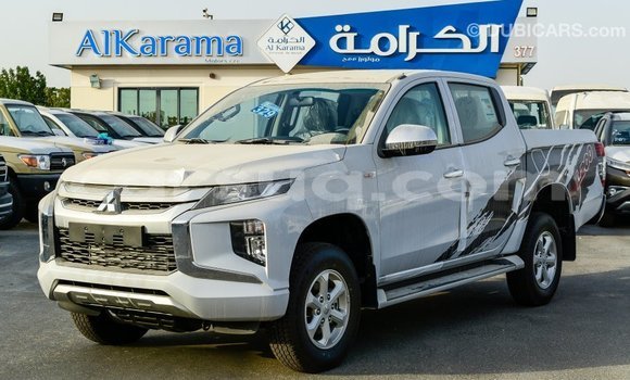 Acheter Import Voiture Mitsubishi L200 Blanc à Import - Dubai, Barh el Gazel Acheter Import Voiture Mitsubishi L200 Blanc à Import - Dubai, Barh el Gazel