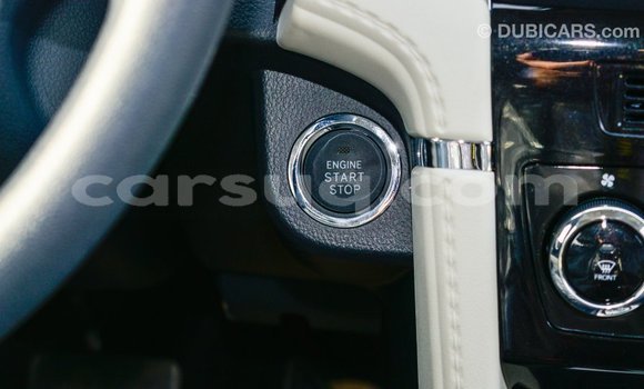 Acheter Import Voiture Toyota Rush Marron à Import - Dubai, Barh el Gazel Acheter Import Voiture Toyota Rush Marron à Import - Dubai, Barh el Gazel