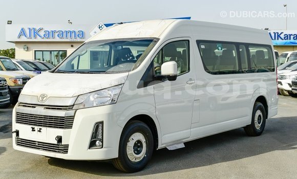 Acheter Import Voiture Toyota Hiace Blanc à Import - Dubai, Barh el Gazel Acheter Import Voiture Toyota Hiace Blanc à Import - Dubai, Barh el Gazel