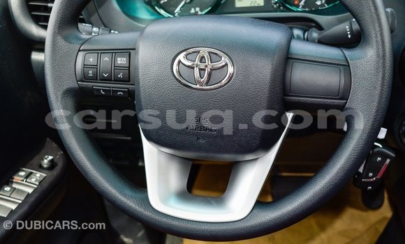 Acheter Import Voiture Toyota Hilux Blanc à Import - Dubai, Barh el Gazel Acheter Import Voiture Toyota Hilux Blanc à Import - Dubai, Barh el Gazel