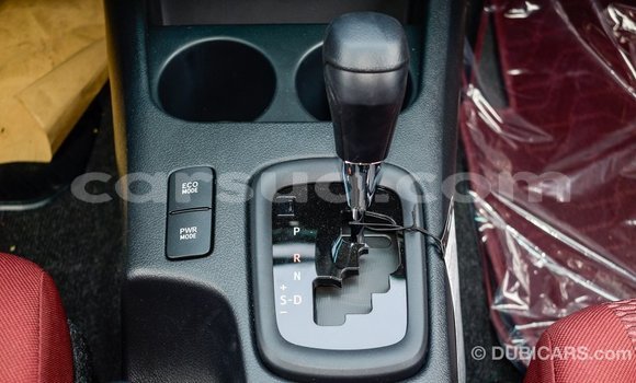 Acheter Import Voiture Toyota Hilux Blanc à Import - Dubai, Barh el Gazel Acheter Import Voiture Toyota Hilux Blanc à Import - Dubai, Barh el Gazel